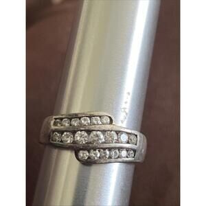 925 sterling silver Cz Ring With Round Stones